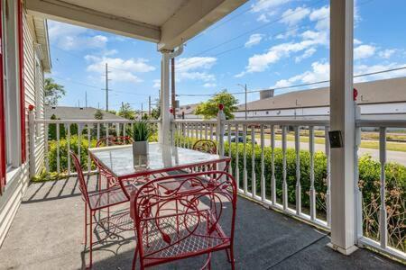 Studio W King Bed Walking Distance To Beach & Shops Michigan Stadt Exterior foto